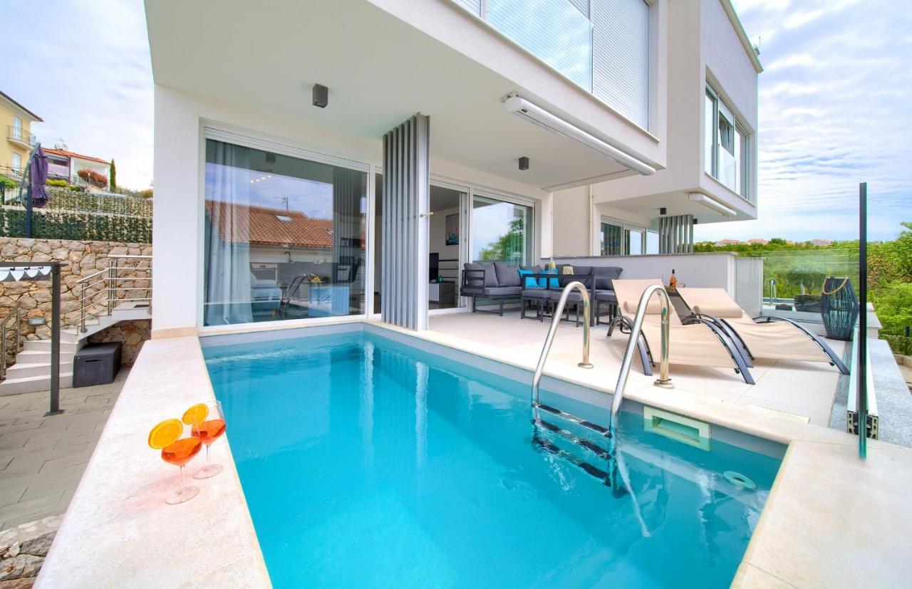 Villa Solis Lacus Modern Apartment - Private Heated Pool - Smart Tv Sky X - Free Parking Njivice Εξωτερικό φωτογραφία
