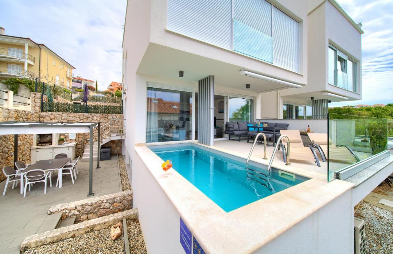 Villa Solis Lacus Modern Apartment - Private Heated Pool - Smart Tv Sky X - Free Parking Njivice Εξωτερικό φωτογραφία