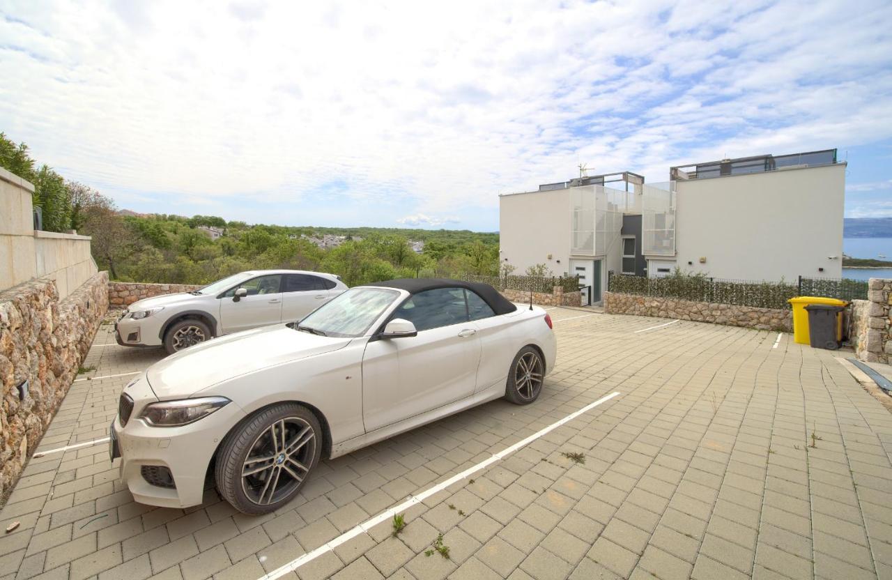 Villa Solis Lacus Modern Apartment - Private Heated Pool - Smart Tv Sky X - Free Parking Njivice Εξωτερικό φωτογραφία